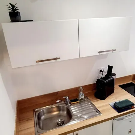 Yellow - Coeur De Apartment *