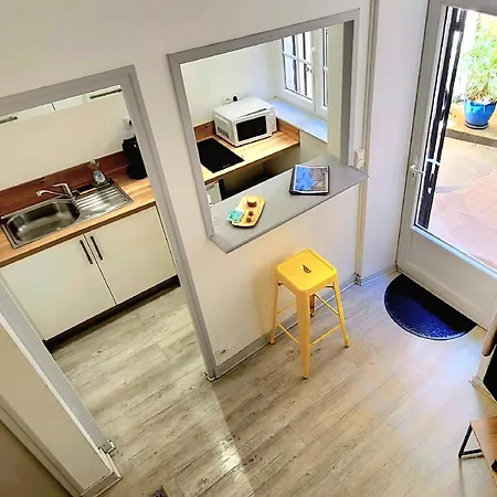 Apartment Yellow - Coeur De
